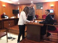 Espinosa reconoce apropiación indebida y acepta un año de prisión