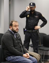 Zapata se arrepiente de no contextualizar sus tuits para mostrar respeto a las víctimas