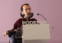 Podemos suspende a la presidenta del Parlamento balear y dos cargos más por un posible caso de corrupción