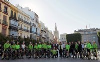 La ruta ciclista Moving for Climate NOW pone rumbo desde Sevilla a la Cumbre de Marrakech