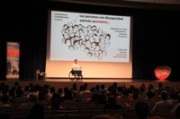 Alrededor de 1.600 personas asisten a los 'Ciclos de Conferencias' organizados por GSK