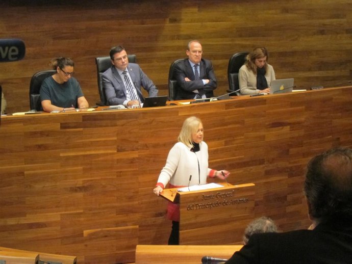 Mercedes Fernández. 