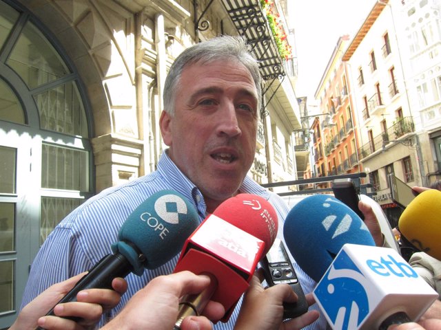 El alcalde de Pamplona, Joseba Asiron