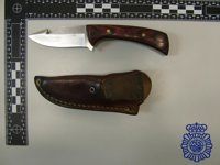 Detenido por atracar con un cuchillos a un taxista en Ávila y amenazar a la expareja de una amiga suya