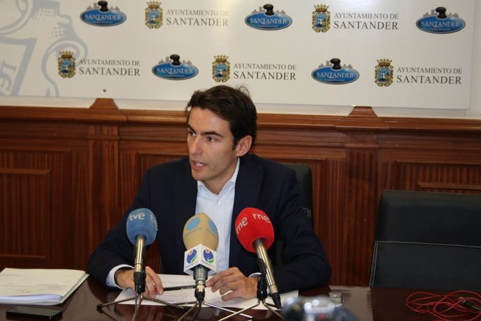 Pedro Casares, concejal del PSOE Santander 