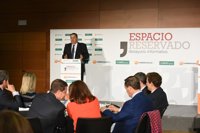 Fernández Vaquero, convencido de que Podemos apoyará los Presupuestos, dice que en febrero "deberían estar aprobados"