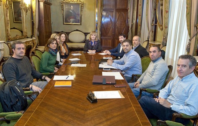 Primera reunión del grupo de trabajo del Gobierno y la comunidad islámica