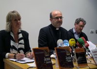 Munilla llama a "renovar la devoción eucarística" tras el robo de un sagrario de la capilla del cementerio de Polloe