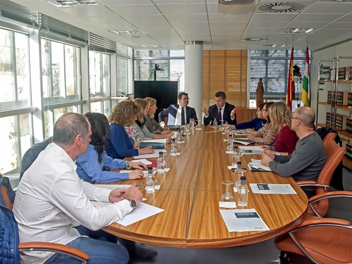 Presentación a los agentes sociales