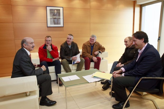 Mazón se reúne con la Cofradía de Pescadores de Colindres