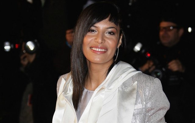 La cantante canadiense de origen argelino Zaho en NRJ Music Awards 2009