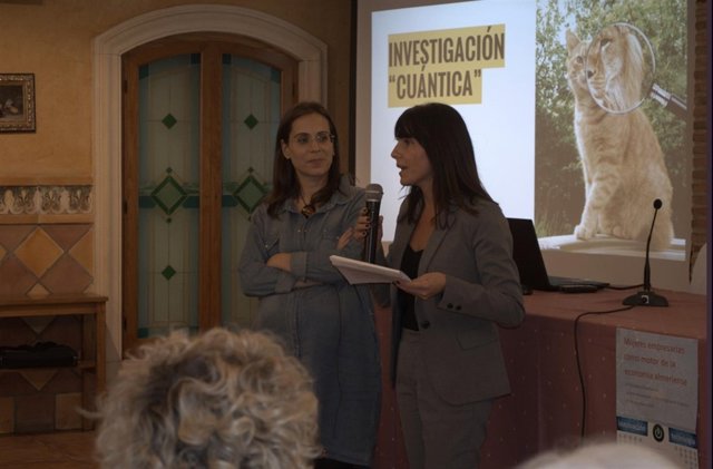 La diputada Dolores Martínez ha clausurado las jornadas de mujeres empresarias.