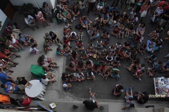 Actividad al aire libre de la biblioteca de Villanúa