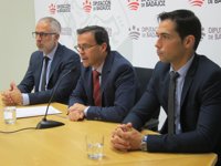 La Diputación de Badajoz quiere una provincia sin vestigios franquistas a finales de 2017
