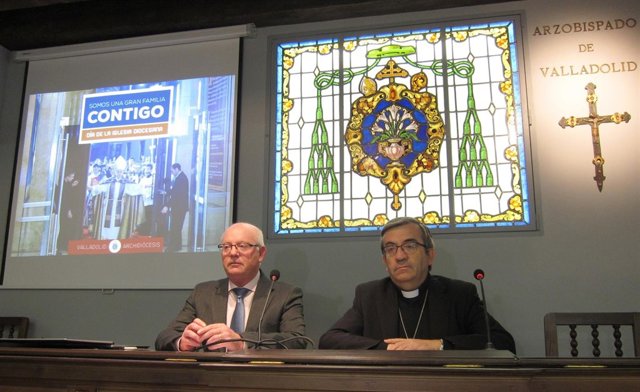 Argüello (d) y Conde (i) en rueda de prensa