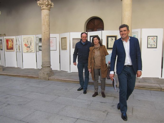  Julián Barrera, Dulce Pérez Y José Luis Vicente Sánchez.