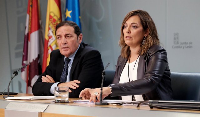 Marcos junto a Sáez Aguado en la rueda de prensa posterior al Consejo  