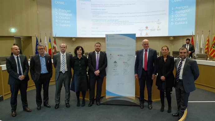 Uxue Barkos en la Comunidad de Trabajo de los Pirineos.