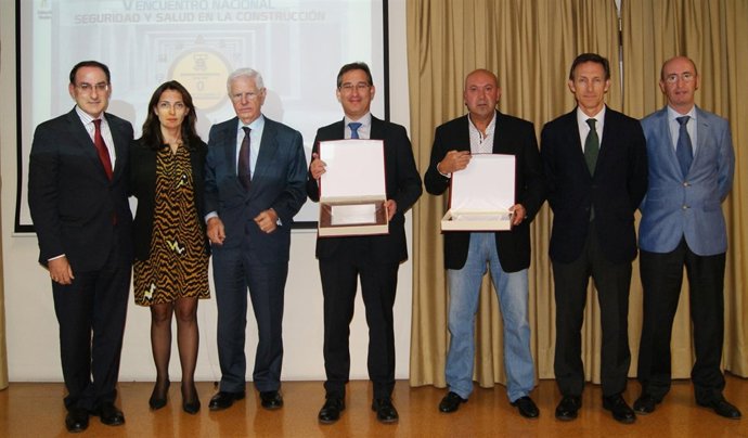 Premiados por Sando.