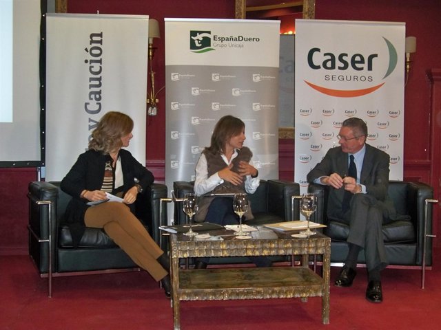 Garmendia y Gallardón, en los Diálogos para el Desarrollo., 