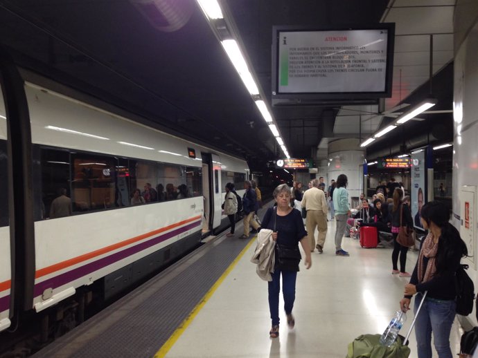 Estación de Sants. Trenes. Andenes