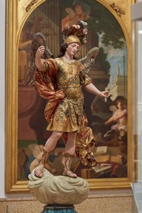 Un turista derriba una talla del siglo XVIII en un museo de Lisboa mientras intentaba sacar una foto