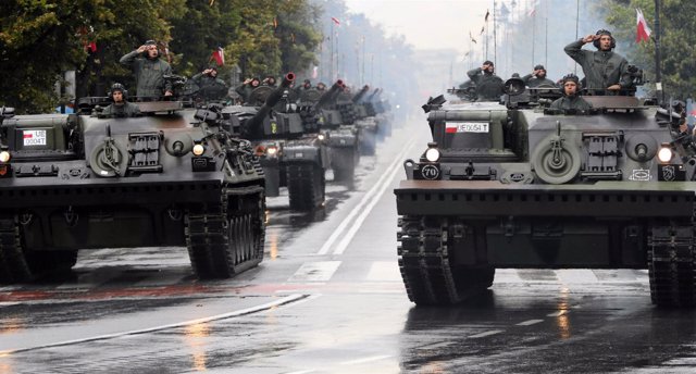 Desfile militar en Varsovia