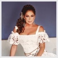 Isabel Pantoja presenta su nuevo disco reivindicándose: "Pantoja sólo hay una"