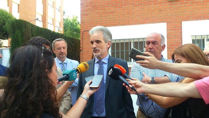 El consejero de Salud de la Junta de Andalucía, Aquilino Alonso.