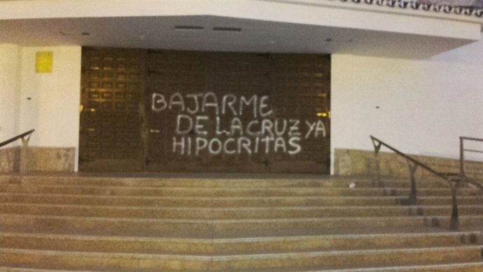 Pintadas en la iglesia de Torre del Mar (Vélez-Málaga)