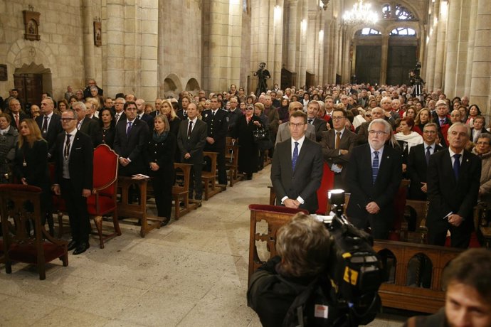 El presidente de la Xunta, Alberto Núñez Feijóo, en la Misa de San Martín