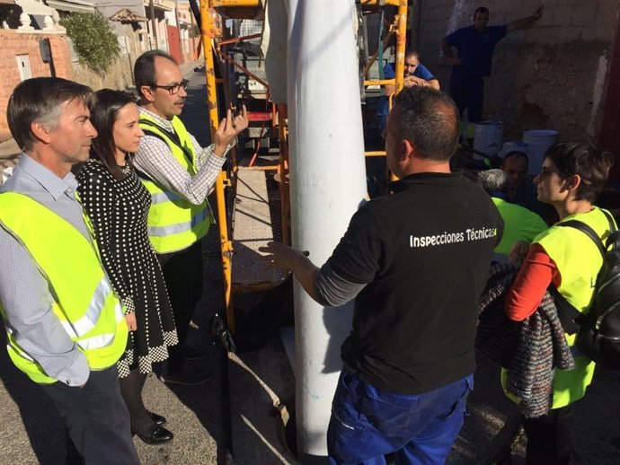Obras en calle Santa Teresita de Torrent 