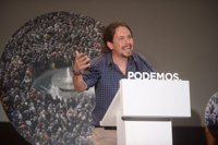 Pablo Iglesias felicita a Teresa Rodríguez por su reelección: Toca trabajar por la unidad
