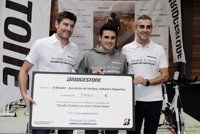 Javier Gómez Noya y Bridgestone reúnen a más de 280 participantes en el 'Desafío Triatlón'