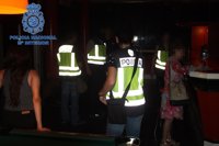 Siete detenidos de un grupo que captaba menores a través de Facebook para explotarles sexualmente