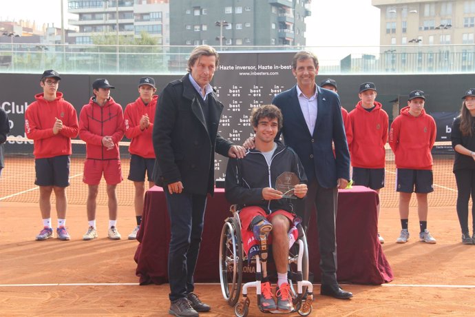 Dani Caverzaschi, campeón del Master Nacional de tenis en silla de ruedas