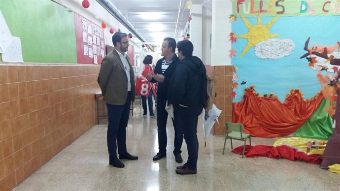 Hila visita un colegio de Palma