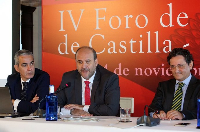 Guijarro en el Foro de Economía Familiar