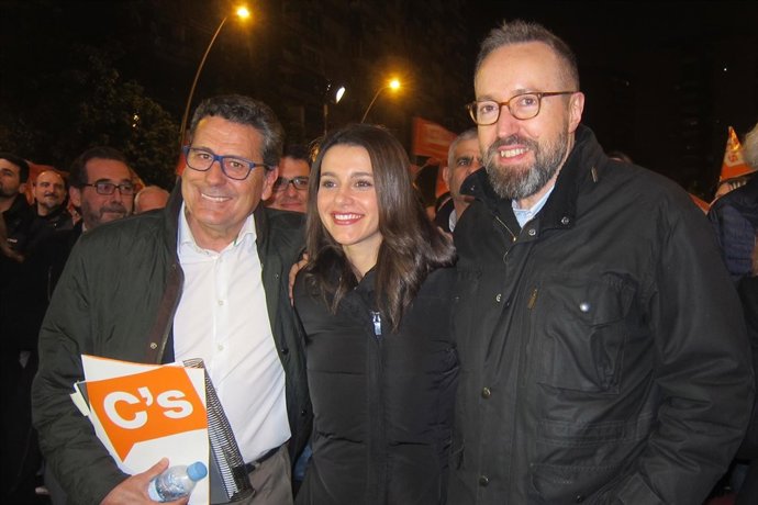 M.García, I.Arrimadas y J.C.Girauta (C's) en una imagen de archivo.