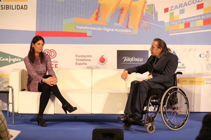 Conferencia de Silvia Leal