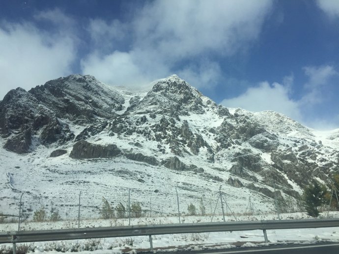 Nieve, temporal, invierno, frío, autopista del Huerna