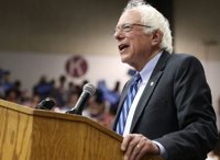 Sanders respalda las movilizaciones contra la "intolerancia" de Trump