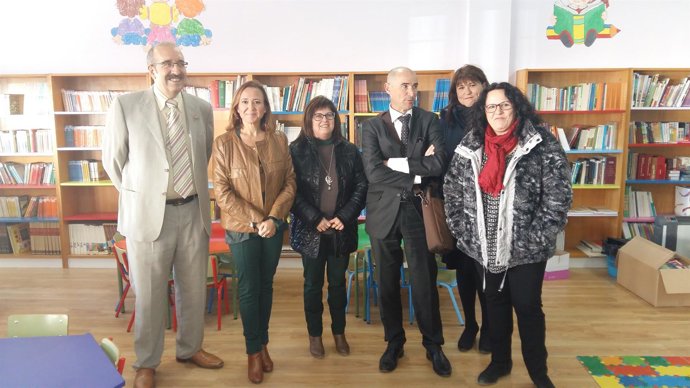Mayte Pérez en su visita a Calamocha (Teruel)