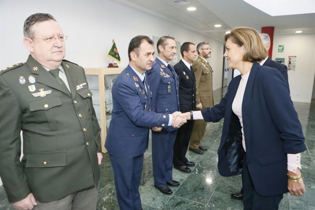 Cospedal visita el Mando de Operaciones del Ejército
