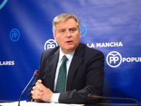 PP califica de "paripé" la ley propuesta por Podemos