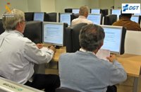 Un detenido en Badajoz por suplantar identidad de otro en el examen del carné de conducir