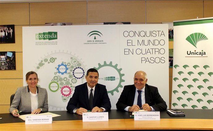 Vanessa Bernard, Gaspar Llanes y José Luis Berrendero.