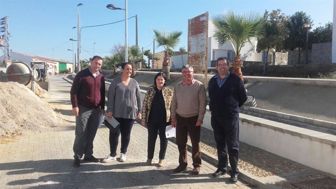 Visita de Diputación a Isla Redonda-La Aceñuela en el marco de los planes Supera
