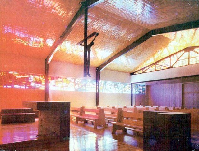 Capilla del escultor Josep Maria Subirachs en Gavà antes de destruirse