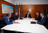 León y Asturias analizan posibles colaboraciones en materia de extinción de incendios